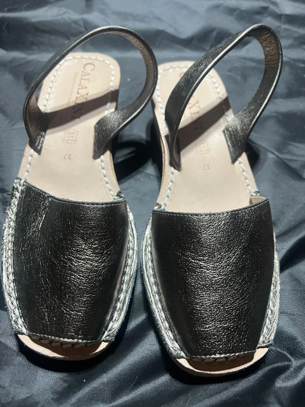 Calaxini shoes size 37